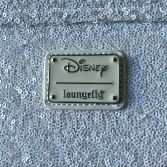 NWT Loungefly Bridal Minnie Mouse White Sequins Top Handle Crossbody Handbag - Picture 4 of 13